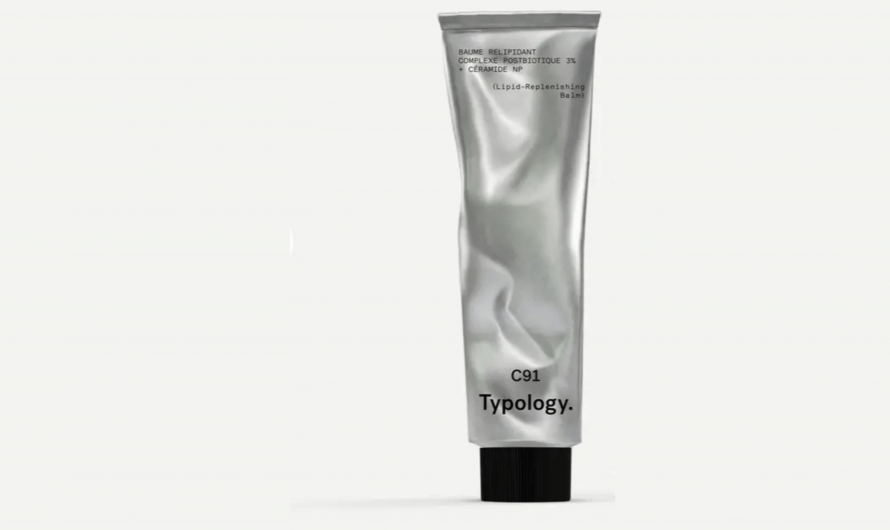 Typology: Create a light and natural makeup look with 99% natural-origin active ingredients